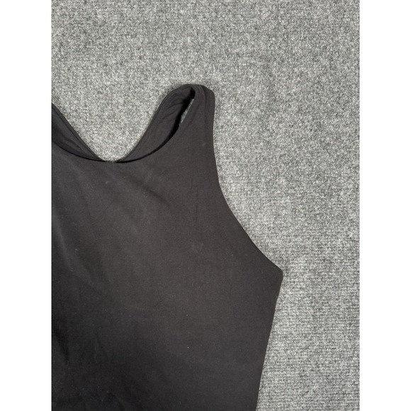 Athleta Conscious Crop Black Bra Top Built in Shelf Size Medium Yoga Pilates EUC - Picture 2 of 10